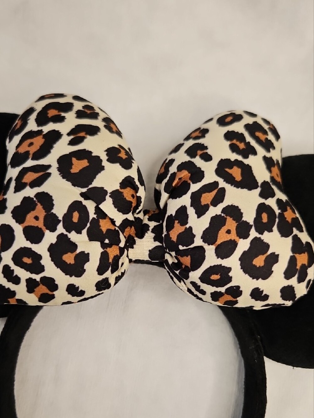 Minnie Mouse Eears Velvety with a Leopard Bow Headband - NWOT - Picture 5 of 10